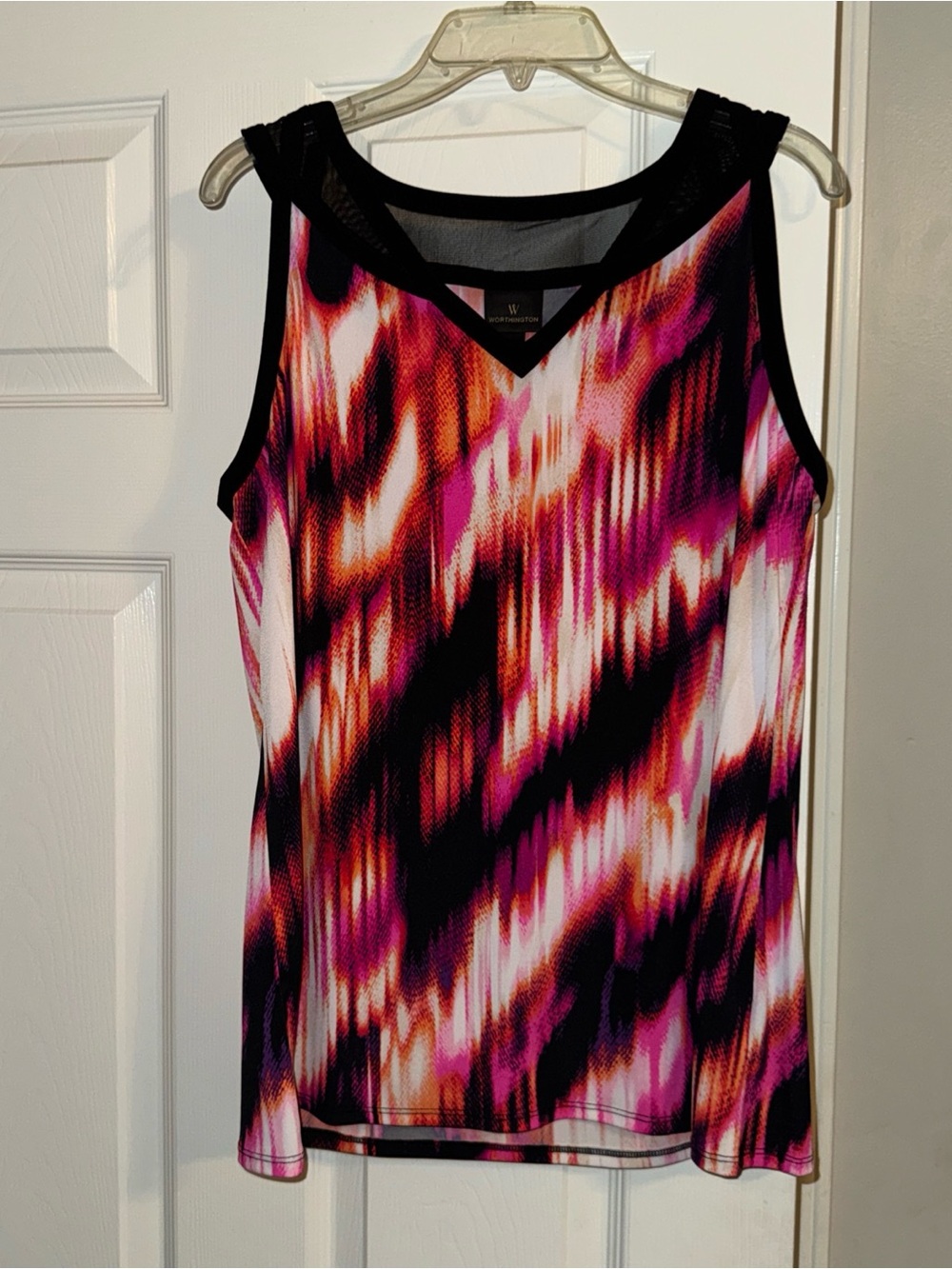 Worthington Pink Orange Abstract V‑Neck Tank